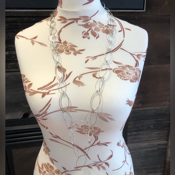 Necklace (accessory) - Picture 1 of 1